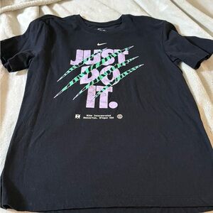 Nike Black 'Just Do It' T-Shirt